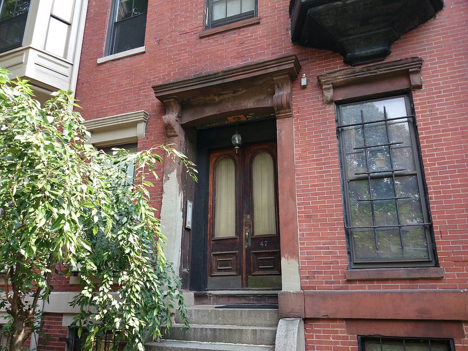 2nd image of 47 Worcester St