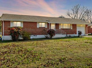 86 Elaine Cir, Fort Oglethorpe, GA 30742