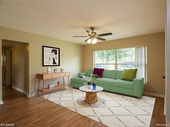 4th image of 4521 Dolphin Dr
