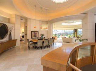 1977 Paseo Dorado, La Jolla, CA 92037