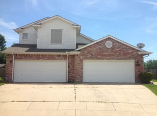 1004 Brenner Ct, Arlington, TX 76017