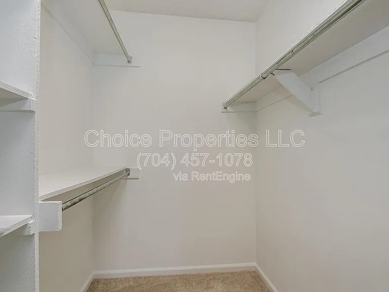11042 Running Ridge Rd — Photo 12