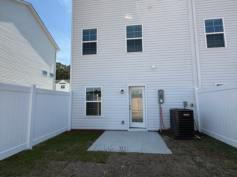153 Simms Way — Photo 16
