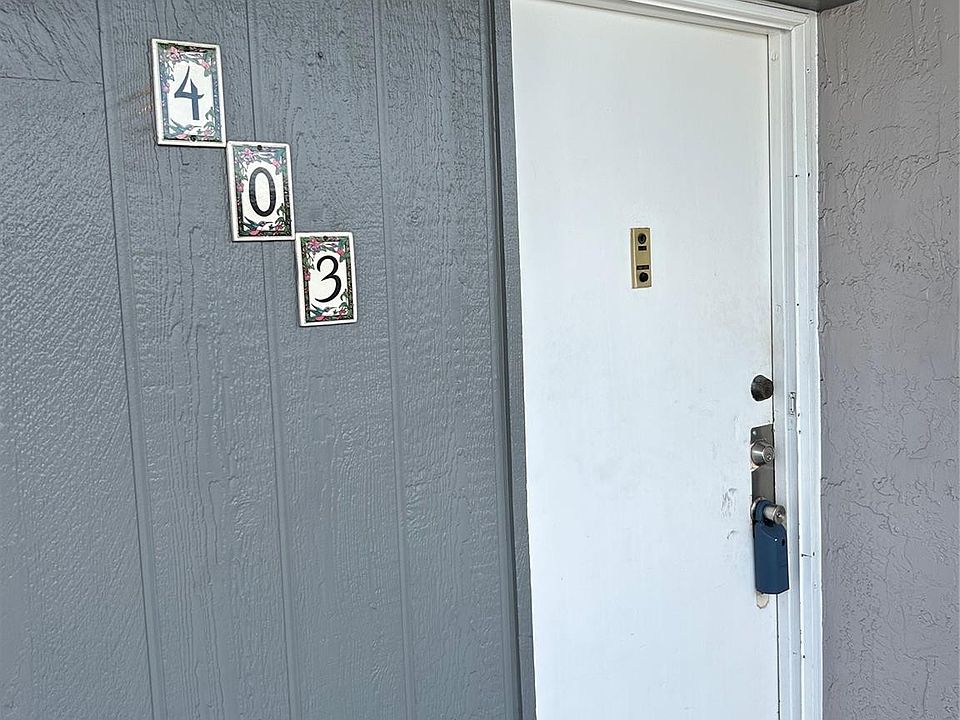 2nd image of 18000 NW 68th Avenue #A-403