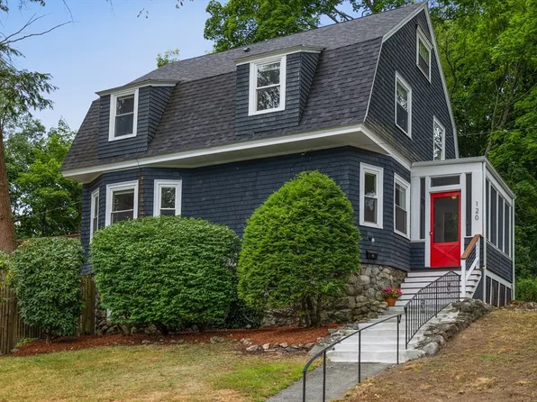 120 Youle St, Melrose, MA 02176