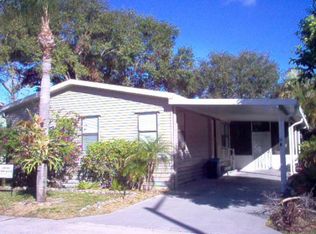 60 Plantation Blvd, Lake Worth, FL 33467