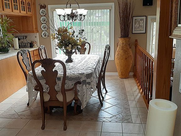 5th image of 2559 Crown Dr