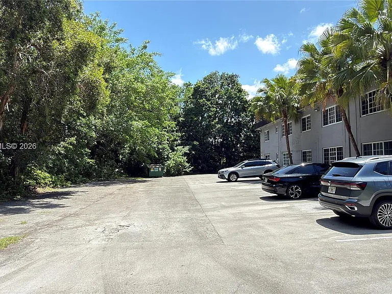 403 SW 148th Ave #3B — Photo 35