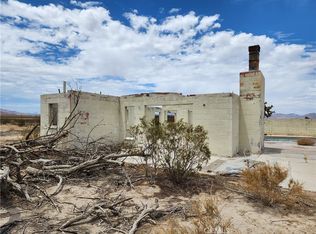 35050 Foothill Rd, Lucerne Valley, CA 92356