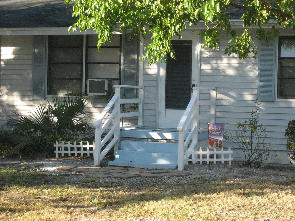 1st image of 1155 Seagrape Ln #0