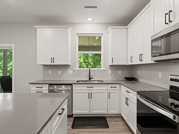 4th image of 2783 Turner Pines Dr