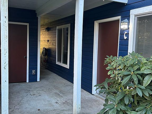4th image of 2770 NW 29th St #C