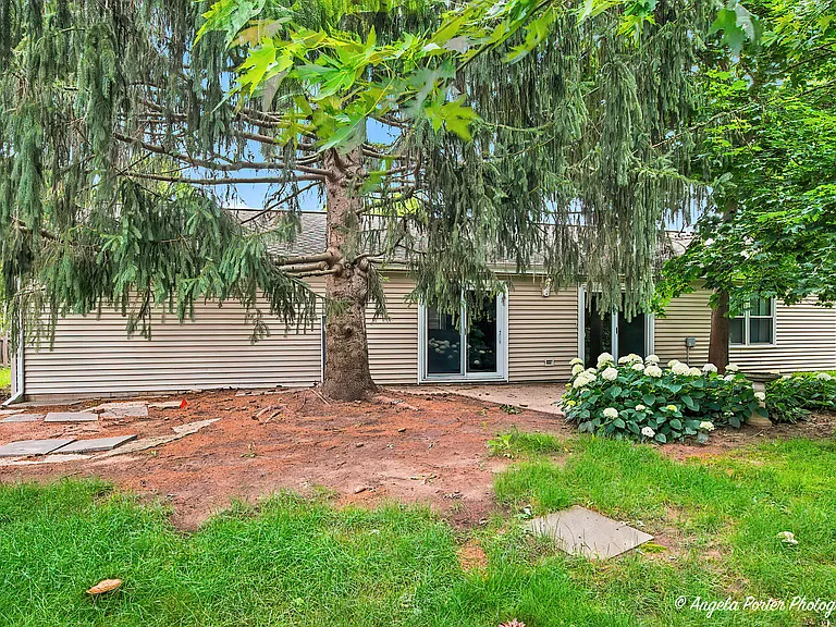 3287 Medford Ct — Photo 25
