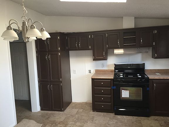 4th image of 901 Laura Lee Cir