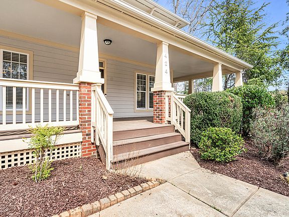 5th image of 424 Powell Place Ln