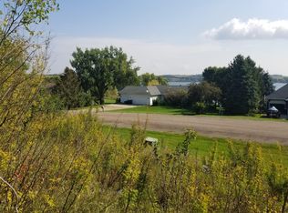 1793 Shoreview Dr, Fergus Falls, MN 56537