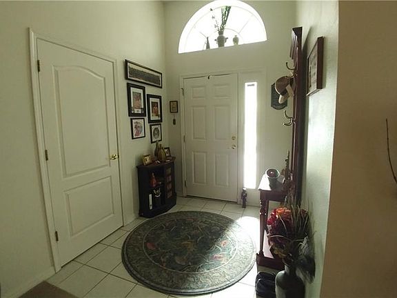 3rd image of 4722 Barchetta Dr