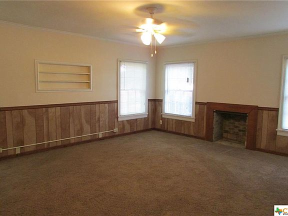 4th image of 4904 Charter Oak Dr