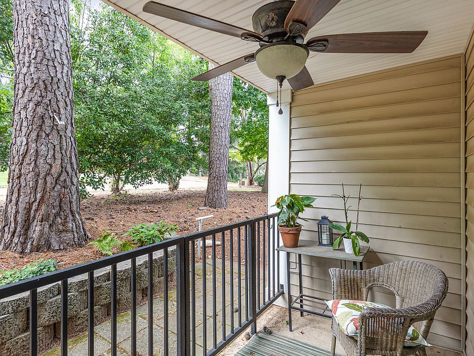 1st image of 2216 Myron Dr APT 102