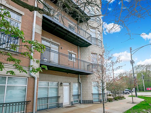 3rd image of 6425 W Touhy Ave #1F