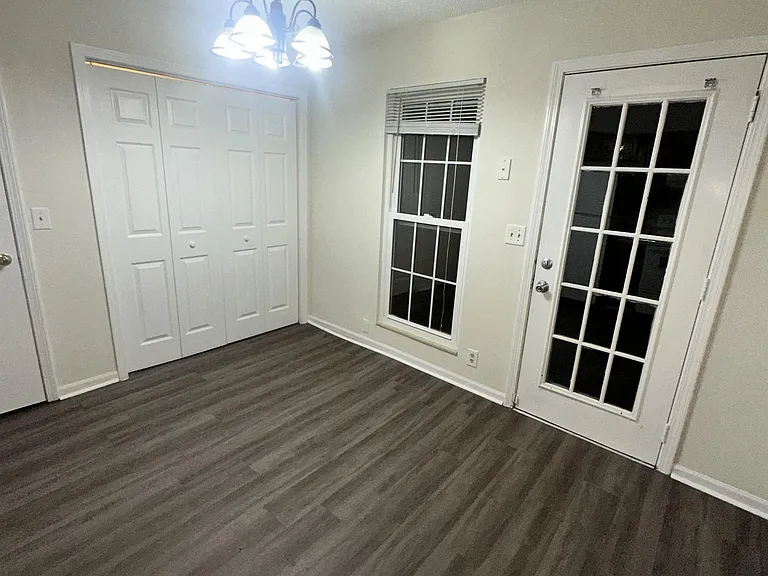 2920 Sheana Way — Photo 7
