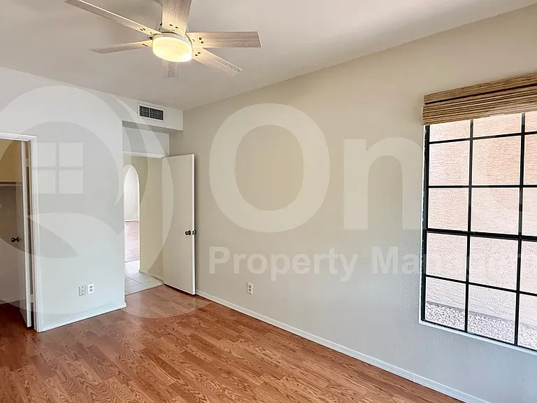 10944 N 117th Pl — Photo 15