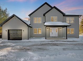 684 Minsi Trl E, Long Pond, PA 18334