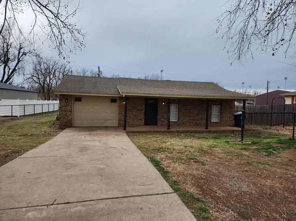 509 S Madison Ave, Blanchard, OK 73010