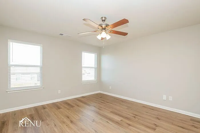 300 Sunnymeade Ln — Photo 8