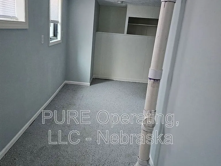 3901 Curtis Ave — Photo 24