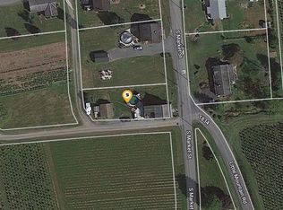 28 S Market St, New Ringgold, PA 17960