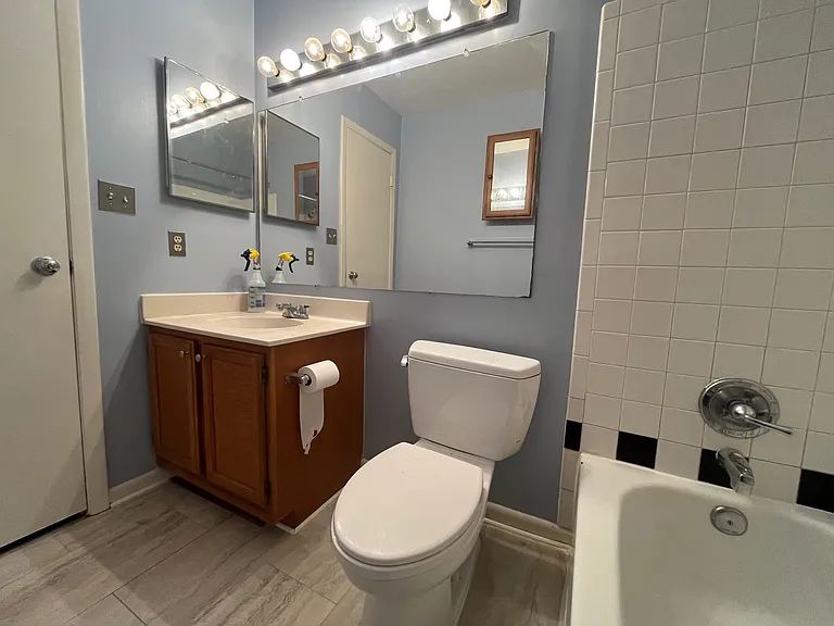 8 Appledowre Ct — Photo 14
