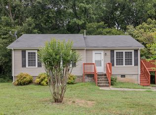 10016 Woody Ridge Rd, Charlotte, NC 28273