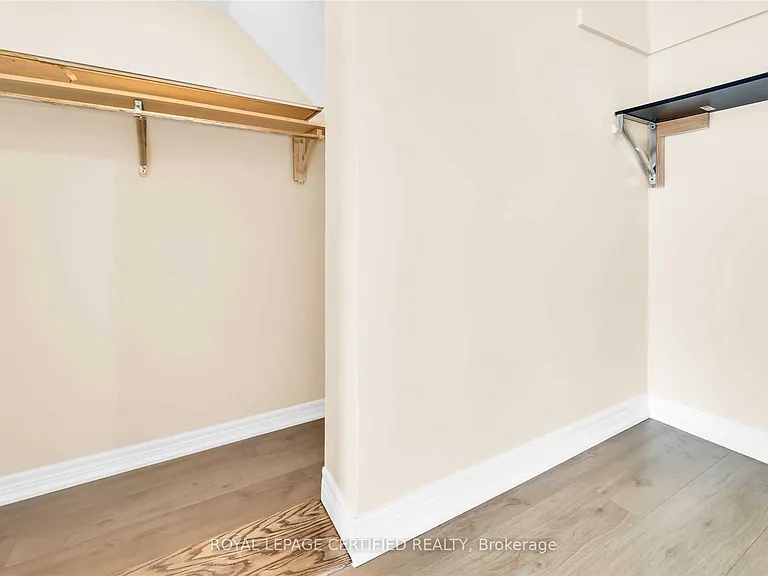 1380 Costigan Rd #17 — Photo 9