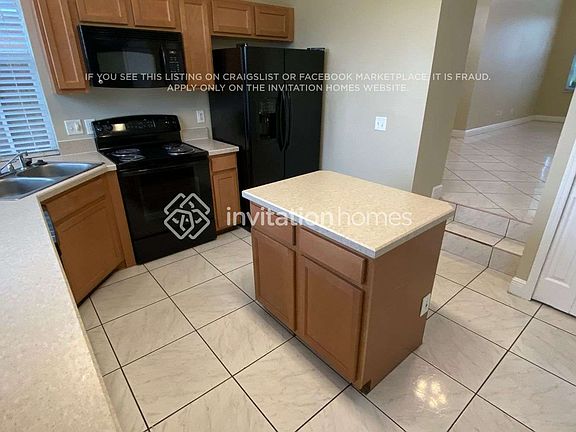 5th image of 2482 Island Club Way