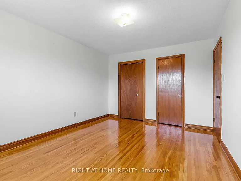 33 Arthur Griffith Dr #A — Photo 25