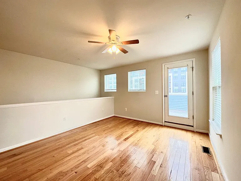 127 Decoverly Dr — Photo 30
