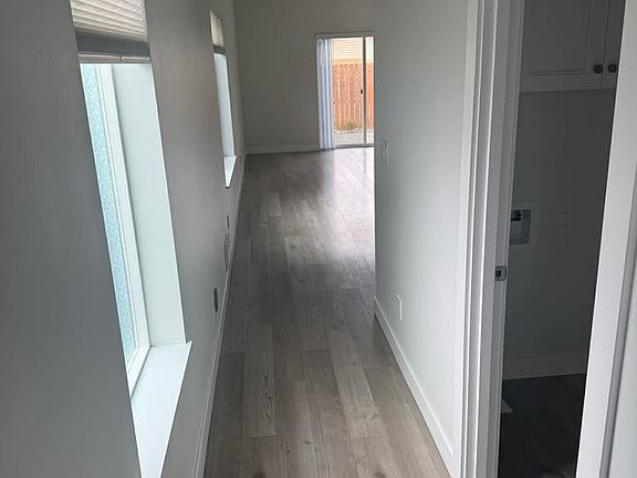 4th image of 274 N Marple St