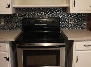 697 Elm St #E-2, West Springfield, MA 01089