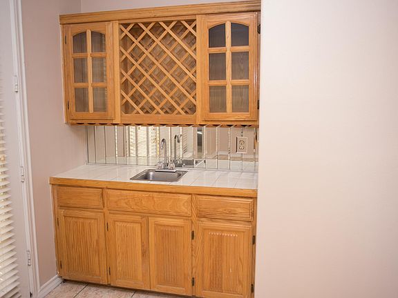 5th image of 3118 San Jacinto Dr #4
