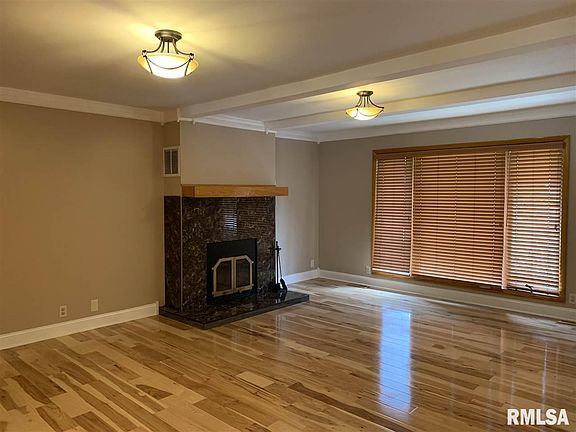 5th image of 2130 Catherine St