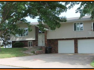 502 Suburban Dr, Kirksville, MO 63501