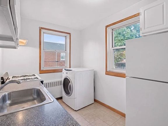5th image of 131-57 234th St #2A