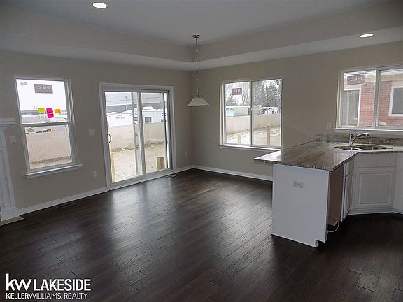 3rd image of 49400 Chapel Hill Dr Unit 62