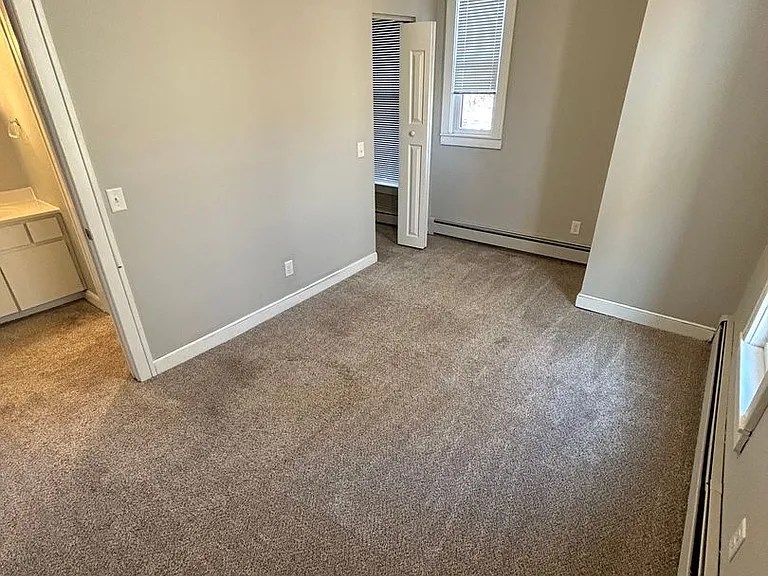 728 East 16th Street (New Town) — Photo 15