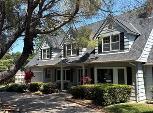 17869 Vineland Ave, Monte Sereno, CA 95030