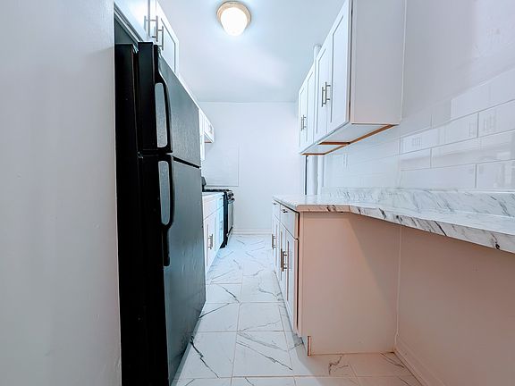 2nd image of 110 New York Ave APT 5K