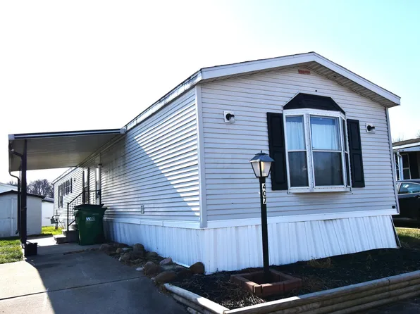407 Doris Rd, Pataskala, OH 43062