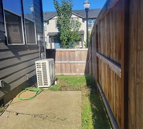 5th image of 11527 NE 126th Ave