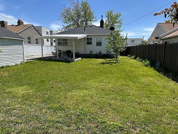 2nd image of 1263 E Hudson Ave